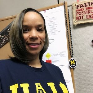 Meet your Posher, Desiree